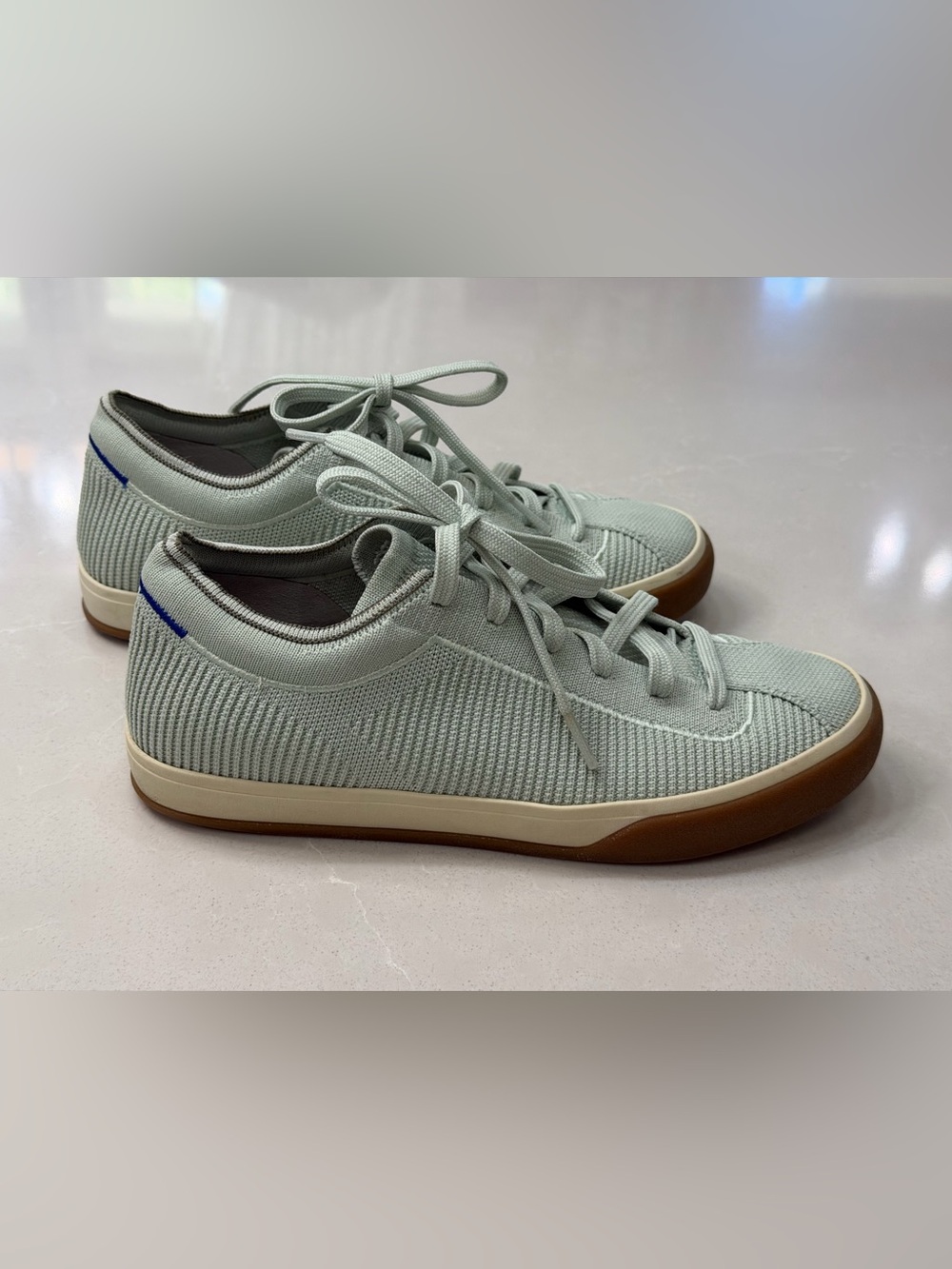 Rothys The RS01 Sneaker Sage Green Gum Sole Knit Washable Shoes Size 8